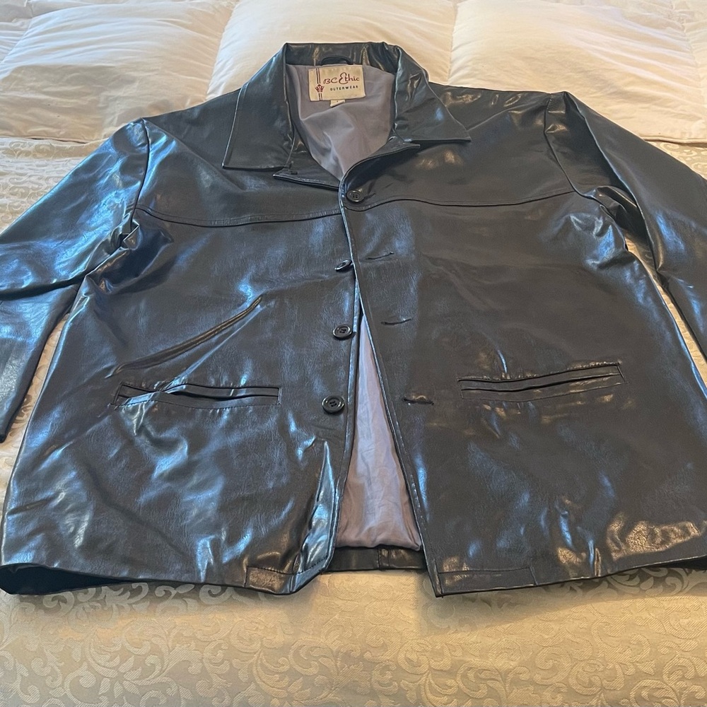 LIKE NEW MENS BLACK SOFT LEATHER JACKET SIZE L